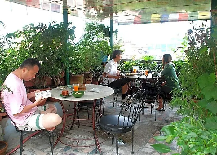 Hotel Travelers 2*